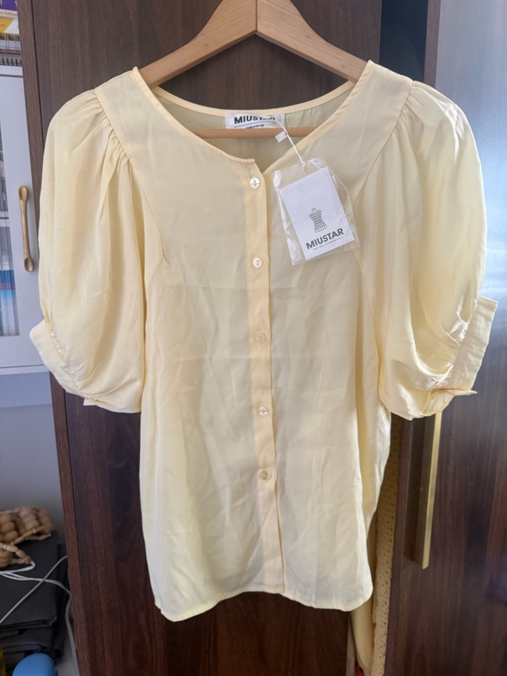 Butter Yellow Puff-Sleeve Button Front Blouse